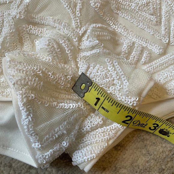 Forever21 White Embellish Shorts special occasion - Picture 11 of 11